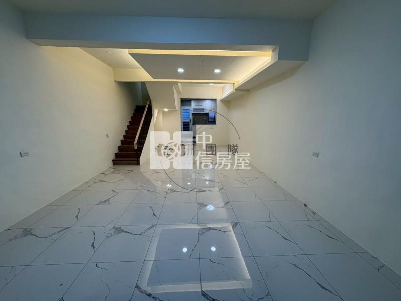 南勢平南國中整新美透天房屋室內格局與周邊環境