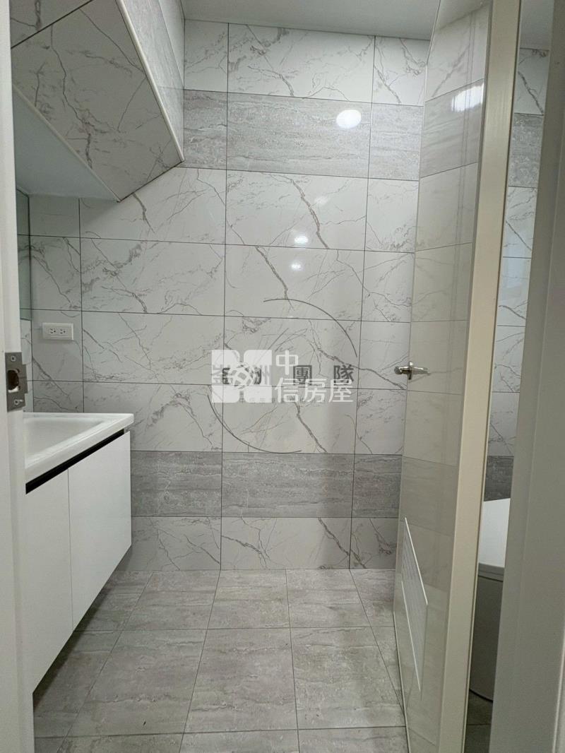 南勢平南國中整新美透天房屋室內格局與周邊環境