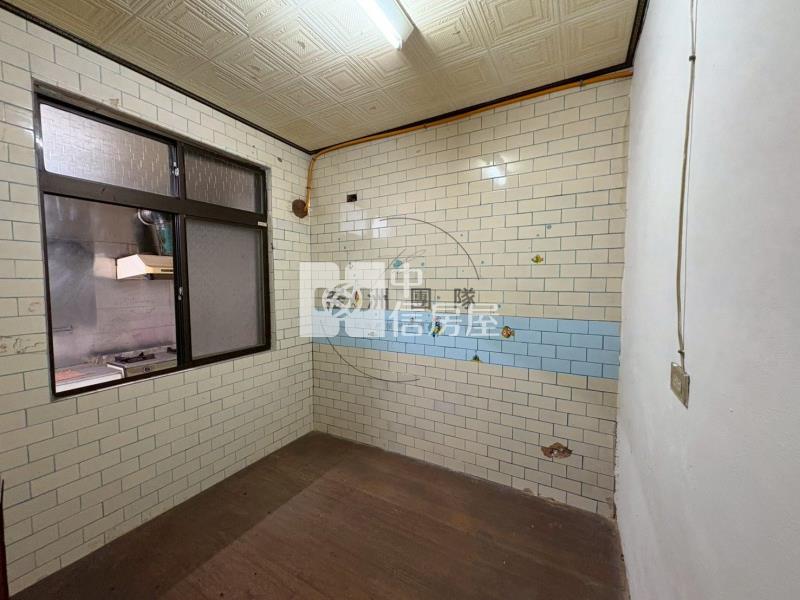 桃園愛國街近力行市場公寓房屋室內格局與周邊環境