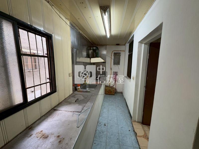 桃園愛國街近力行市場公寓房屋室內格局與周邊環境