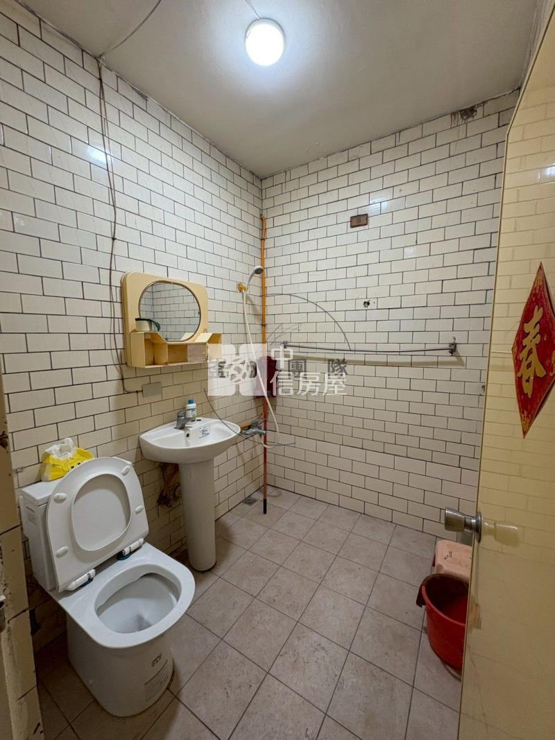 桃園愛國街近力行市場公寓房屋室內格局與周邊環境