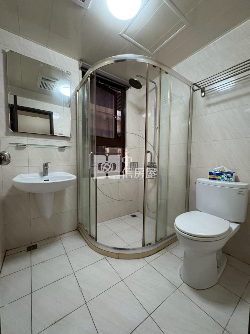 南勢重劃區幸福公園3+1房車房屋室內格局與周邊環境