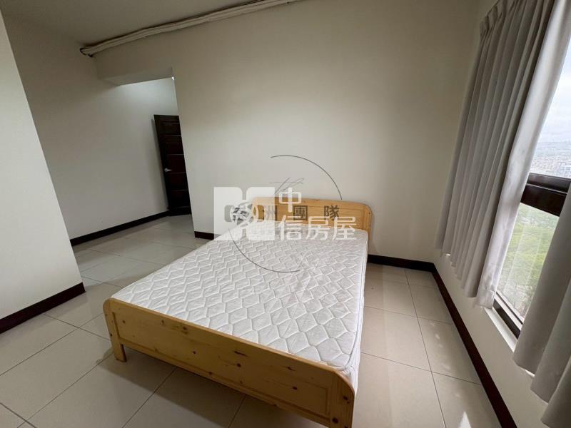 南勢重劃區幸福公園3+1房車房屋室內格局與周邊環境