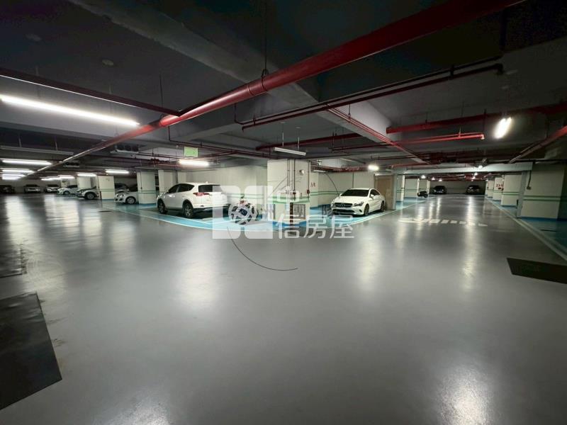 南勢重劃區幸福公園3+1房車房屋室內格局與周邊環境