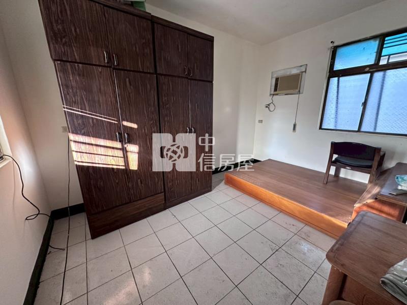 南勢重劃區稀有美別墅房屋室內格局與周邊環境