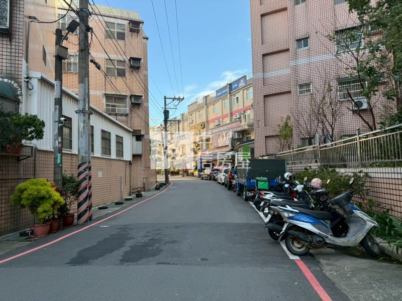 大台北國宅房屋室內格局與周邊環境