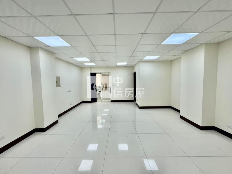 近觀音工業區獨棟.大面寬.電梯12套房透店房屋室內格局與周邊環境