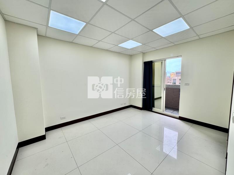 近觀音工業區獨棟.大面寬.電梯12套房透店房屋室內格局與周邊環境