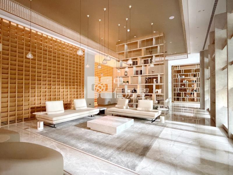 新高學區高樓三房雙平車房屋室內格局與周邊環境