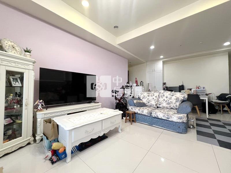 遠雄龍岡景觀三房車房屋室內格局與周邊環境