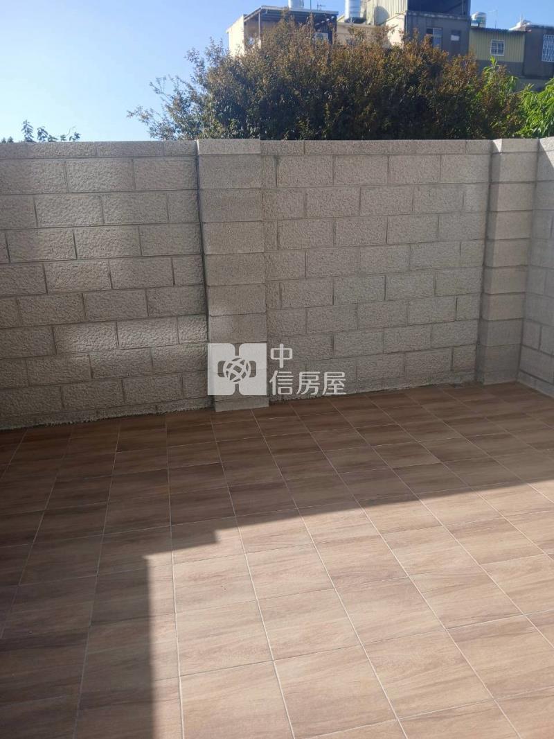 員林山腳路旁車庫別墅(3戶可選)房屋室內格局與周邊環境