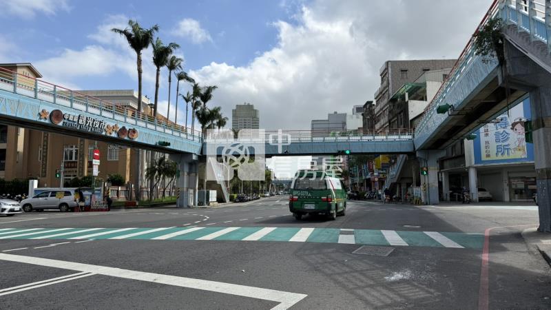 A22站中壢夜市收租破百電梯透店房屋室內格局與周邊環境