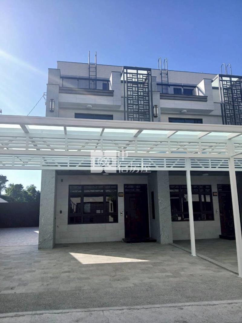 員林山腳路車庫別墅(可停4部車)房屋室內格局與周邊環境