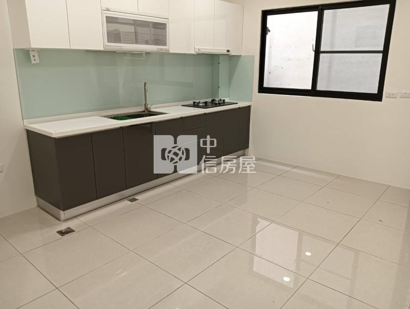 大寮中庄國中翻新透天四套房房屋室內格局與周邊環境