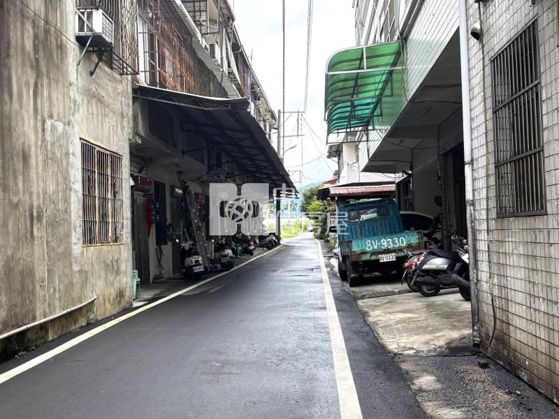 學校旁美住家房屋室內格局與周邊環境