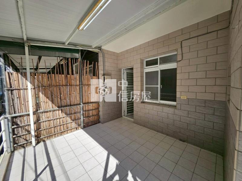 近兵仔市靜巷朝南六房透天房屋室內格局與周邊環境