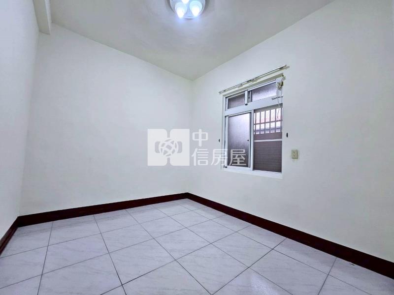 近兵仔市靜巷朝南六房透天房屋室內格局與周邊環境