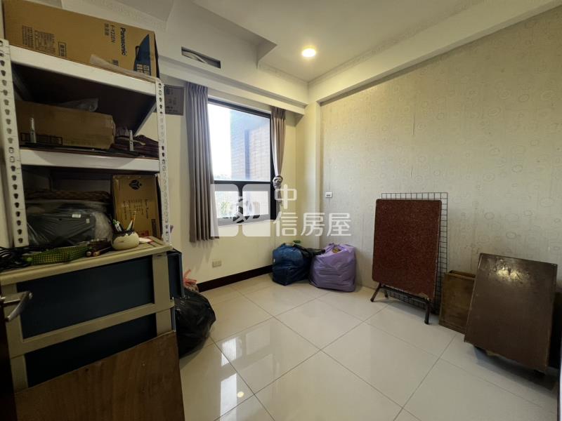 [首璽團隊]萬能科大海川蘊雙車位電梯別墅房屋室內格局與周邊環境