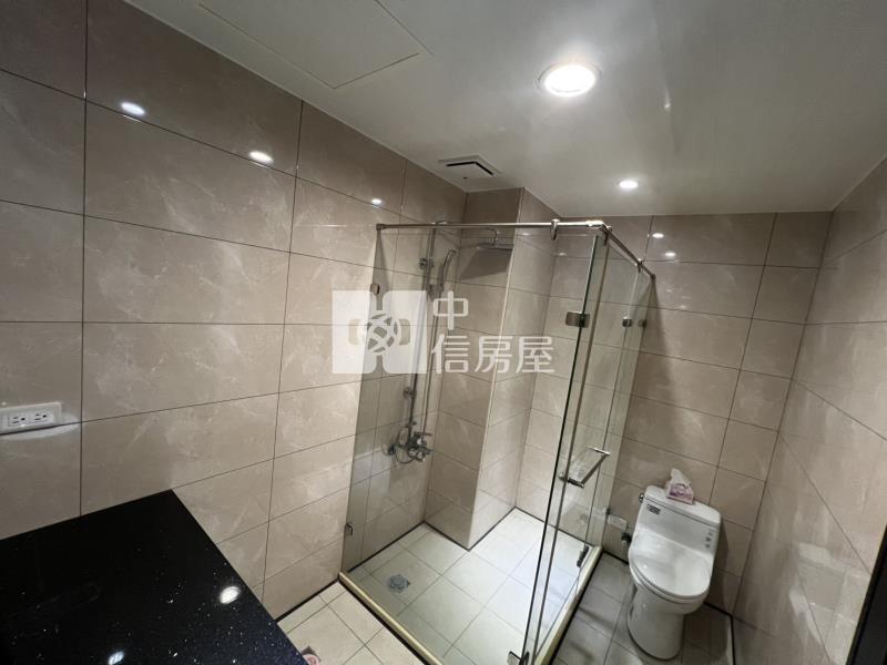 [首璽團隊]萬能科大海川蘊雙車位電梯別墅房屋室內格局與周邊環境