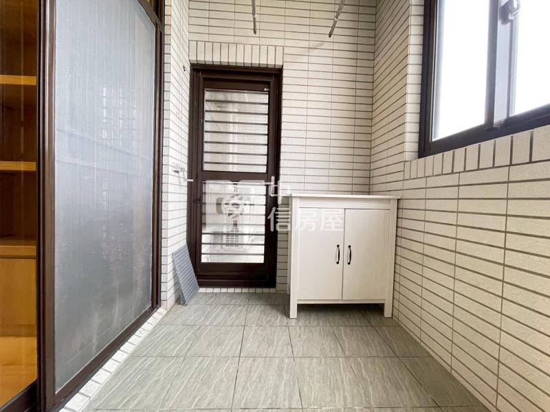 內壢景觀挑高2房車房屋室內格局與周邊環境