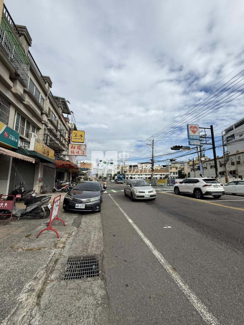 (鼎天麗地)獨家-修平科大旁黃金透店房屋室內格局與周邊環境