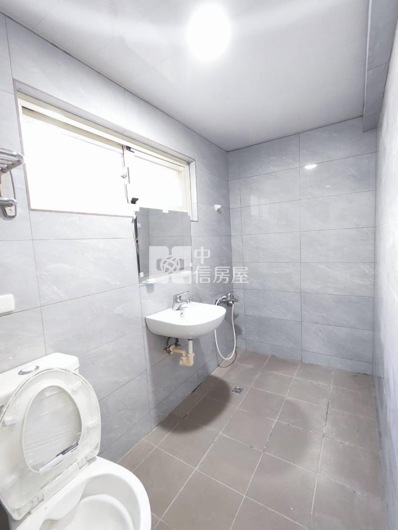 湖口夜市旁整新透天房屋室內格局與周邊環境