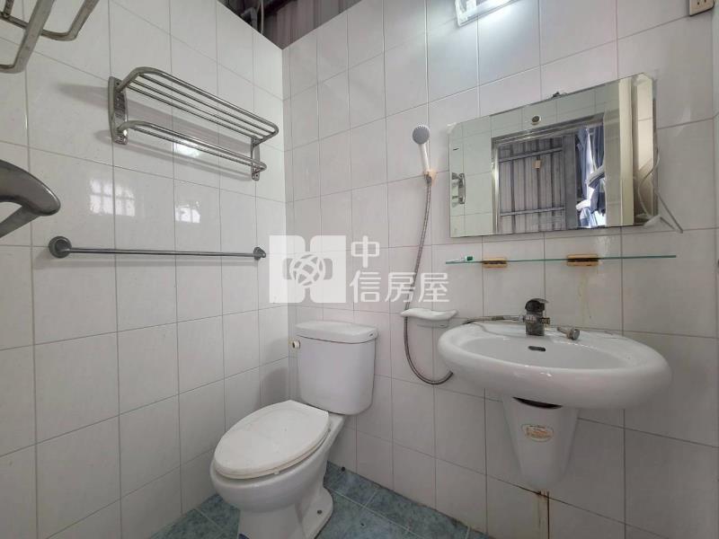 太保嘉新國中三角窗店住透天房屋室內格局與周邊環境