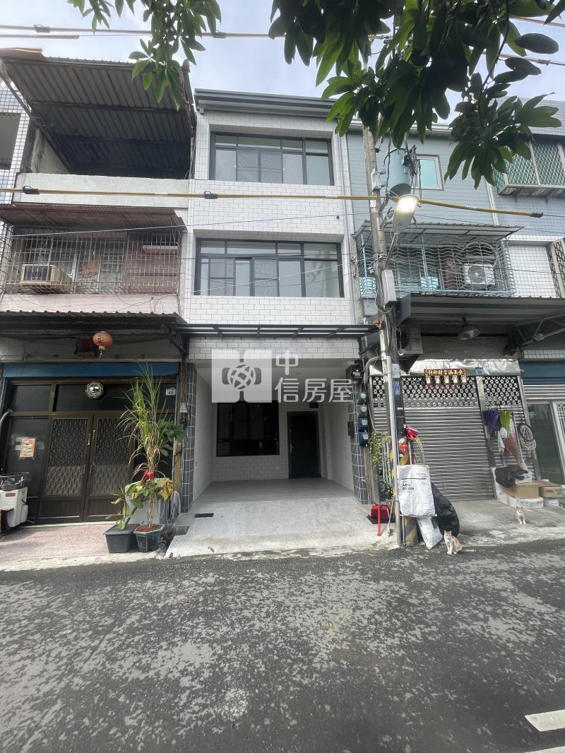 大寮捷運全棟翻新車庫透天房屋室內格局與周邊環境