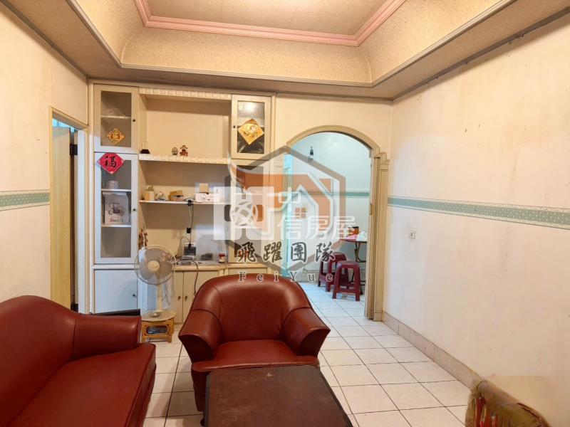 近66快速道路|平鎮高中 低總價 前陽台進出三房美寓房屋室內格局與周邊環境