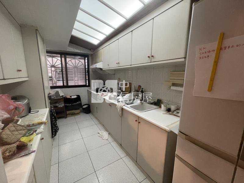 文化中心~四維國小雙平車華廈房屋室內格局與周邊環境