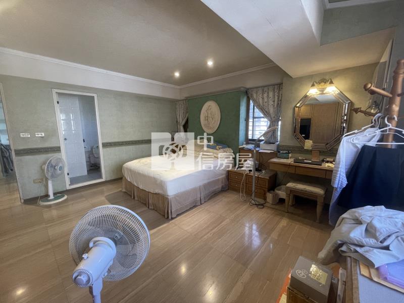 文化中心~四維國小雙平車華廈房屋室內格局與周邊環境