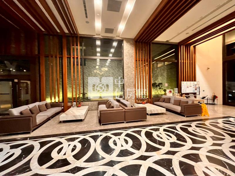 南勢幸福公園3+1房有汽車機車車位房屋室內格局與周邊環境