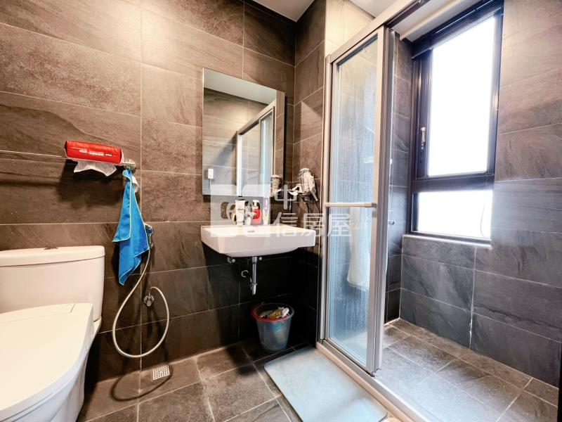 金雅田園景觀三房平車房屋室內格局與周邊環境