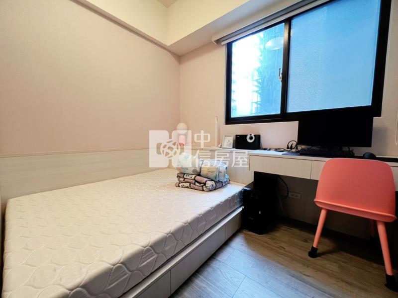 金雅田園景觀三房平車房屋室內格局與周邊環境