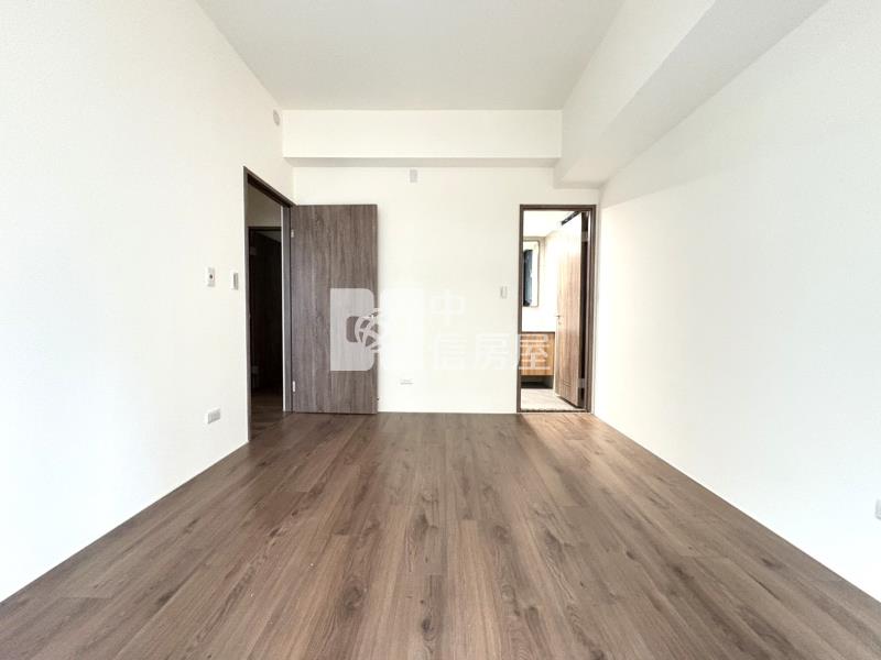 6962御景莊園三房平車房屋室內格局與周邊環境