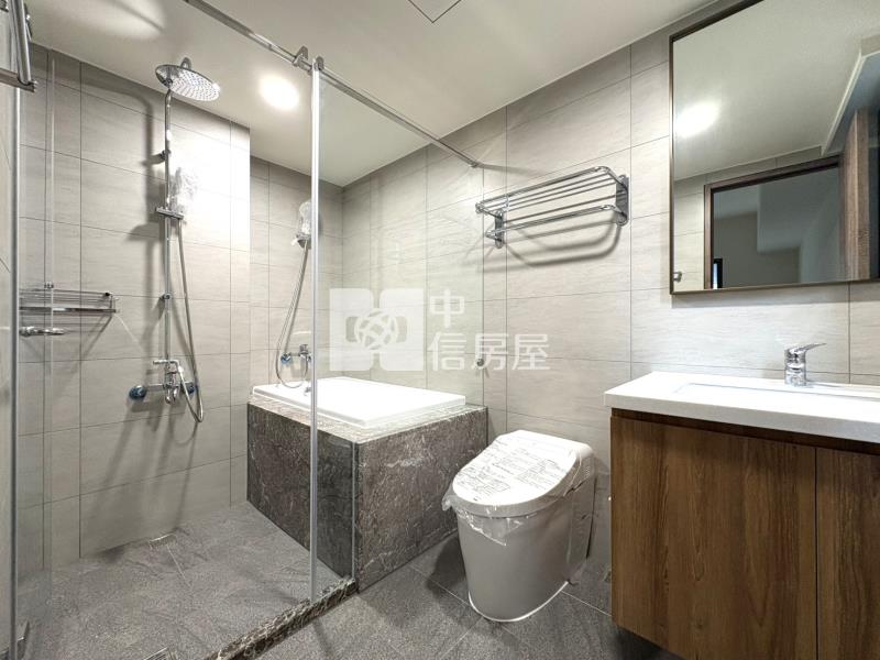 6962御景莊園三房平車房屋室內格局與周邊環境