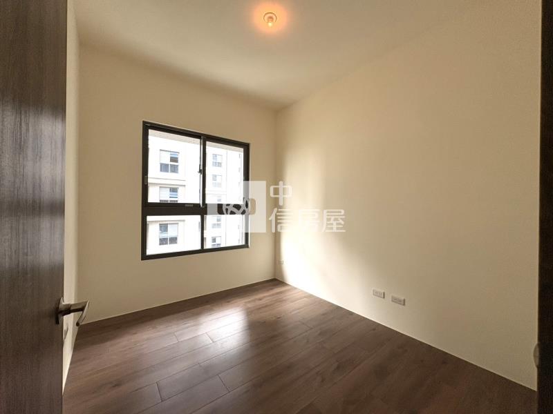 6962御景莊園三房平車房屋室內格局與周邊環境