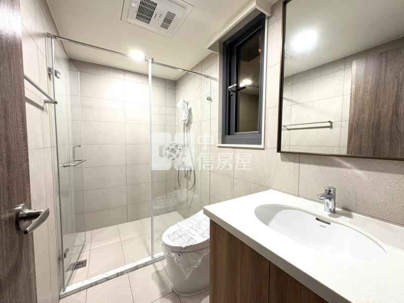 6962御景莊園三房平車房屋室內格局與周邊環境