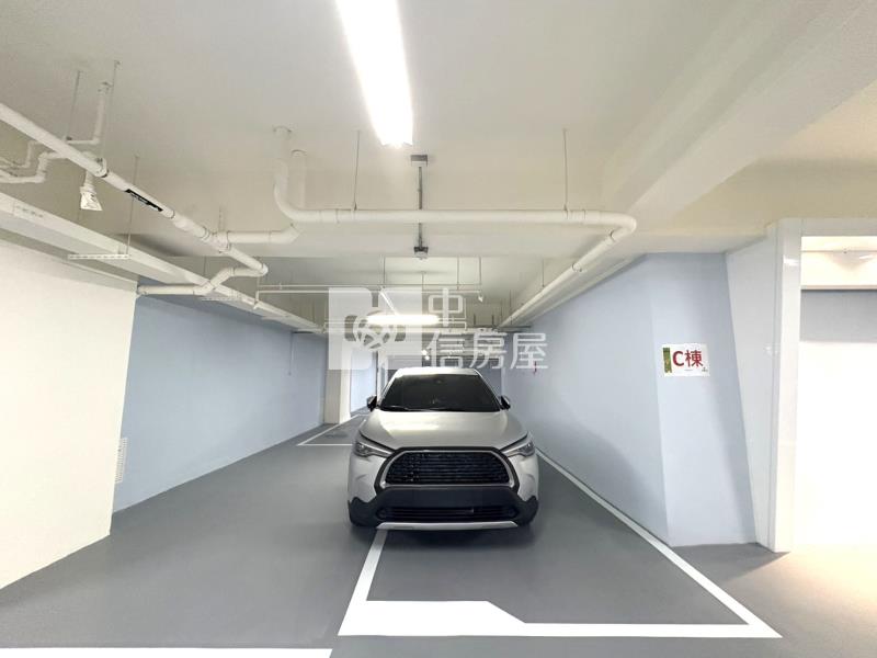 6962御景莊園三房平車房屋室內格局與周邊環境