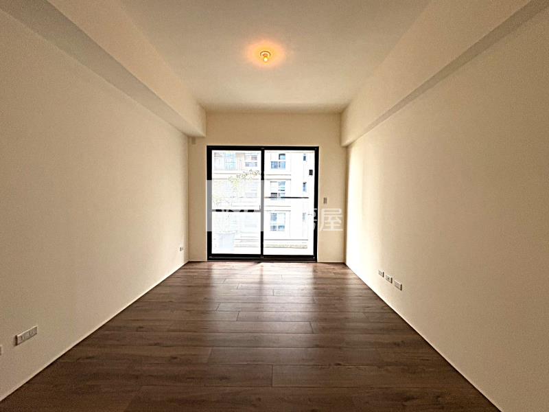 6962御景莊園三房平車房屋室內格局與周邊環境