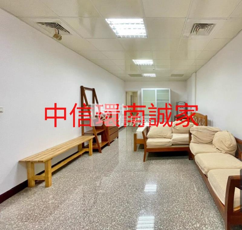 健行商圈電梯透天店面房屋室內格局與周邊環境