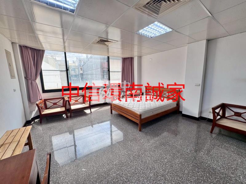 健行商圈電梯透天店面房屋室內格局與周邊環境