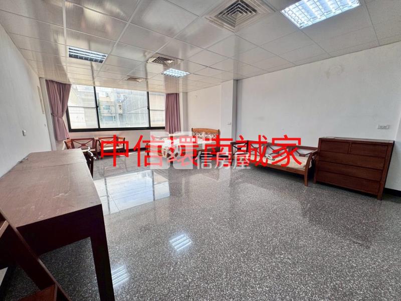 健行商圈電梯透天店面房屋室內格局與周邊環境