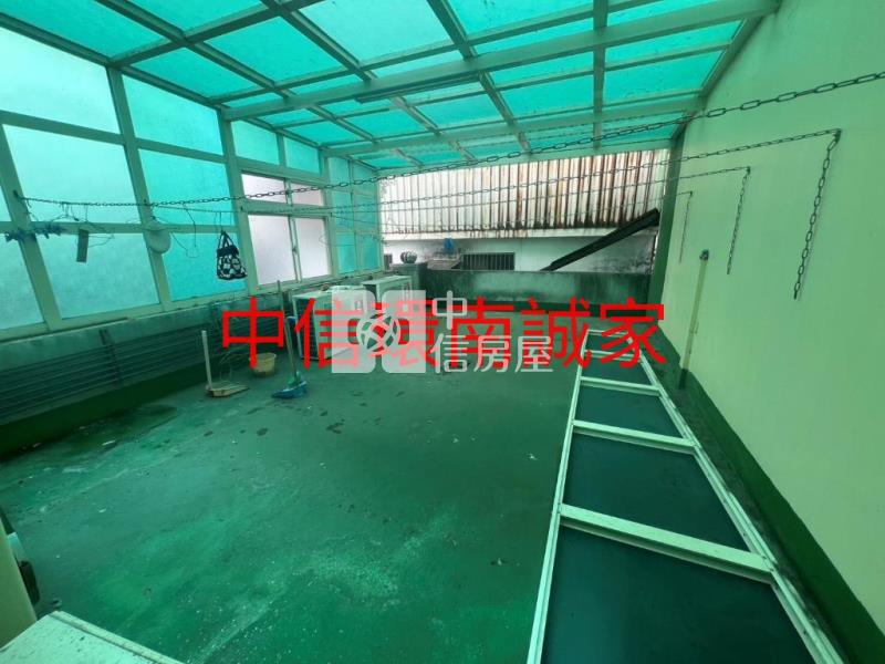 健行商圈電梯透天店面房屋室內格局與周邊環境