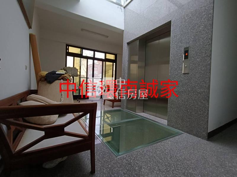 健行商圈電梯透天店面房屋室內格局與周邊環境