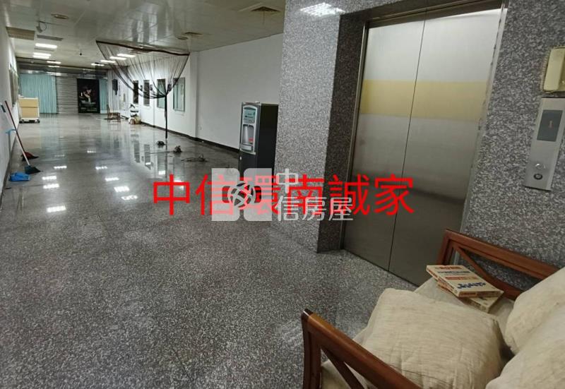 健行商圈電梯透天店面房屋室內格局與周邊環境