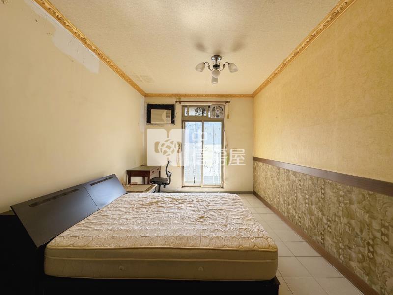 角間可停車公園透天房屋室內格局與周邊環境