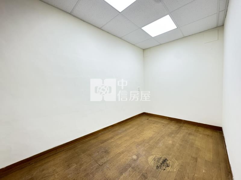 【奔馳】中平區一樓公寓住辦房屋室內格局與周邊環境