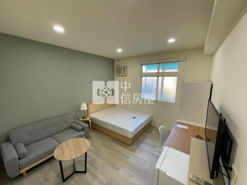 中央公園7%收租12套房電梯華廈房屋室內格局與周邊環境