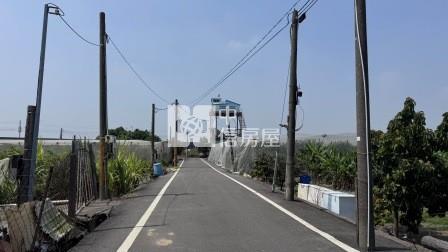 高雄土地-岡山嘉華產業區超值方正農地房屋室內格局與周邊環境